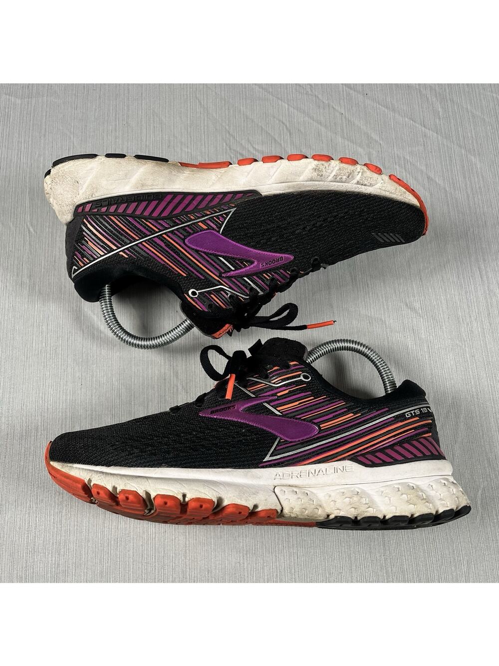 Brooks Adrenaline GTS 19 Women’s Size 8 Black Running Fitness Shoes 1202641B080